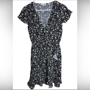 J.Crew Mercantile Black White Floral V-Neck Mini Dress XS Short Sleeve Elastic